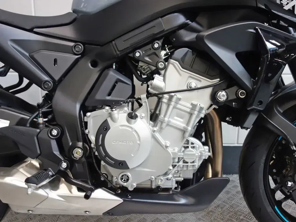 Nieuwe CFMOTO 675 NK naked bike met 675cc motor uit 2026 bij NIWA Motoren