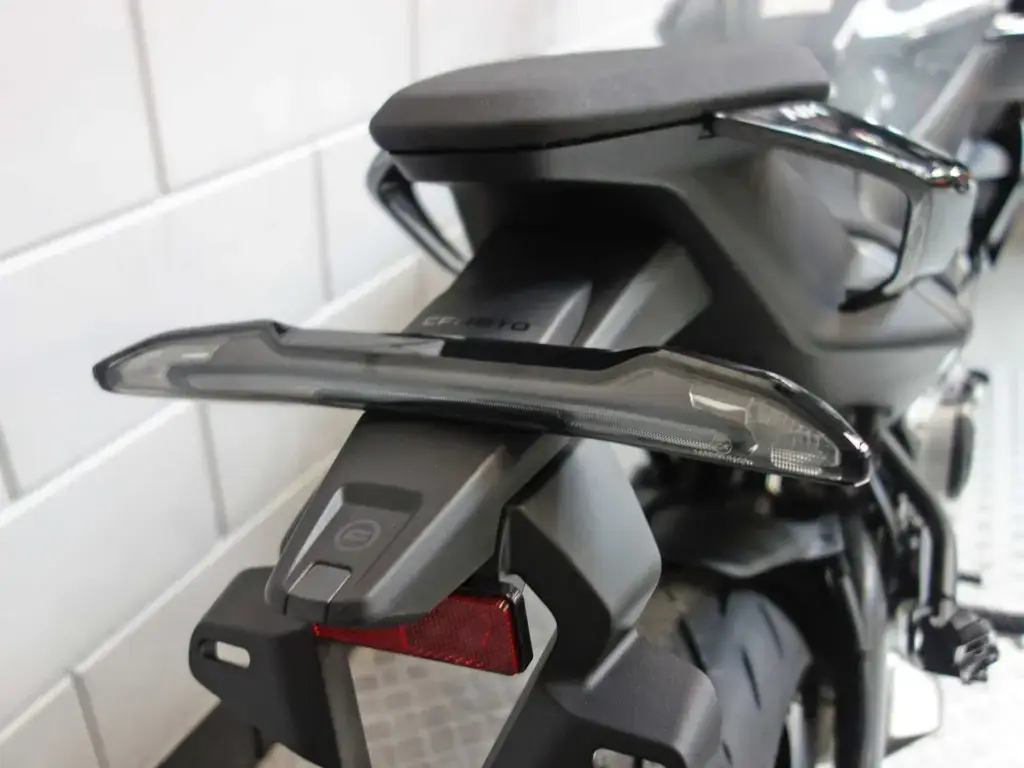Nieuwe CFMOTO 675 NK naked bike met 675cc motor uit 2026 bij NIWA Motoren