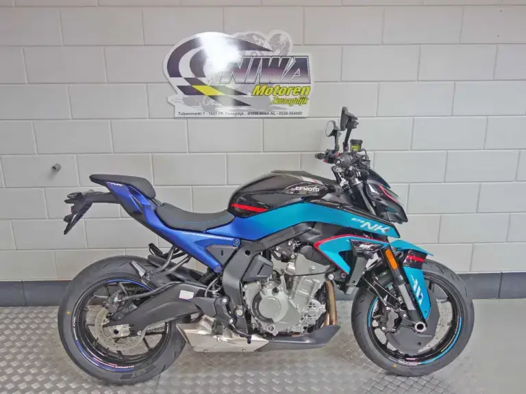 Nieuwe CFMOTO 800 NK naked bike met 799cc motor uit 2025 bij NIWA Motoren