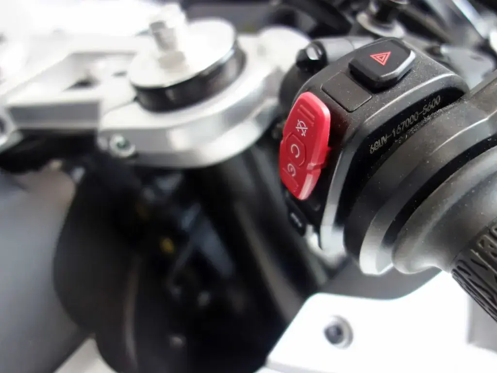 Nieuwe CFMOTO 675 SR-R supersport met 675cc motor uit 2026 bij NIWA Motoren