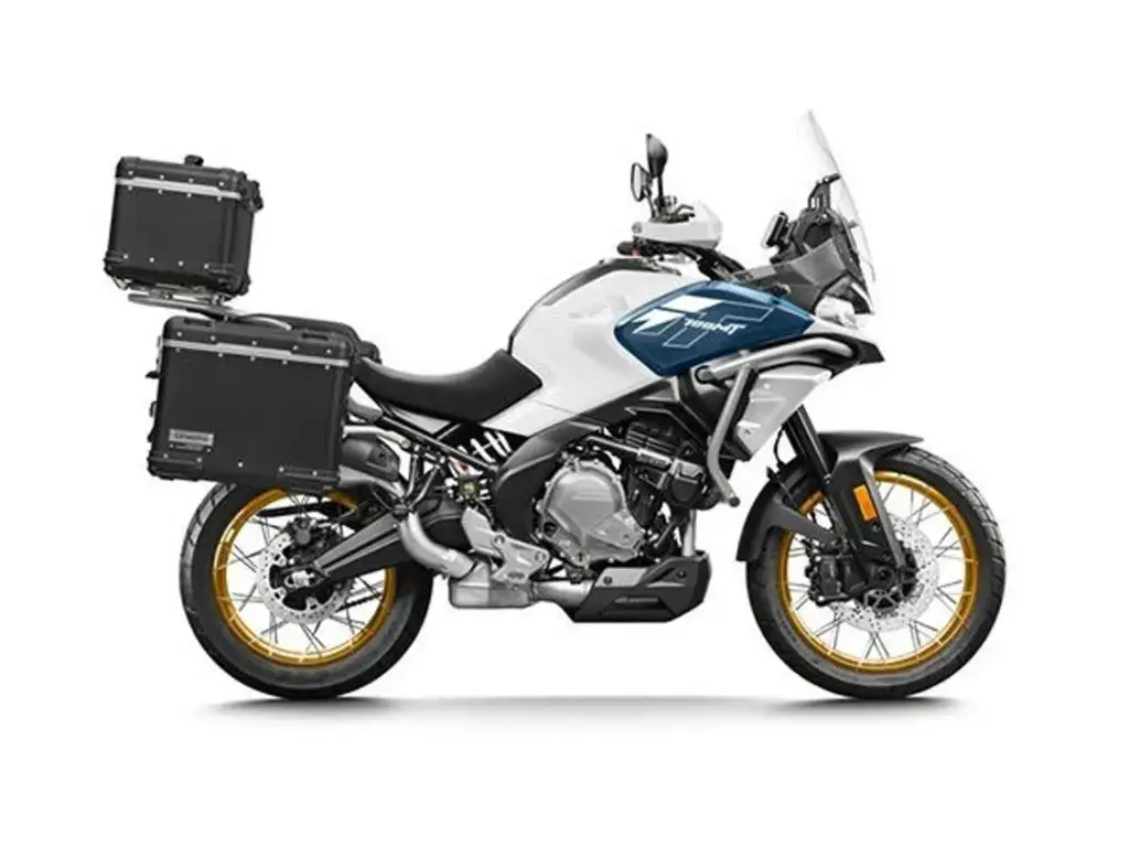 Nieuwe CFMOTO 700 MT tour met 693cc motor uit 2026 bij NIWA Motoren