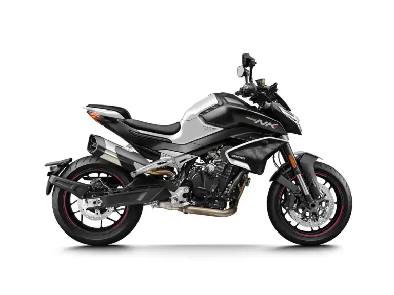 Nieuwe CFMOTO 800 NK naked bike met cc motor uit 2025 bij NIWA Motoren