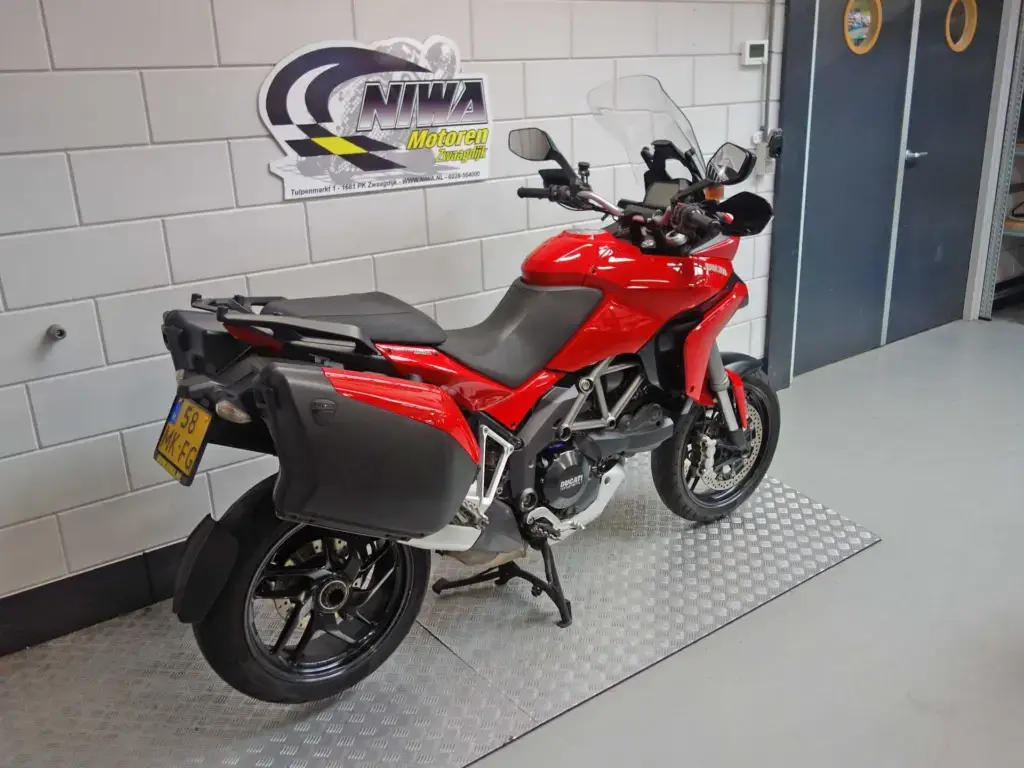 Gebruikte Ducati Multistrada all-road met 1198cc motor uit 2014 bij NIWA Motoren