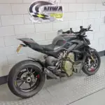 Gebruikte Ducati Streetfighter naked bike met 1103cc motor uit 2024 bij NIWA Motoren