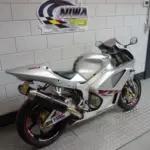 Gebruikte Honda VTR supersport met 999cc motor uit 2003 bij NIWA Motoren