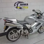 Gebruikte Honda VFR 800 overig met 782cc motor uit 2006 bij NIWA Motoren