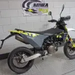Gebruikte Husqvarna 701 Supermoto overig met 693cc motor uit 2023 bij NIWA Motoren