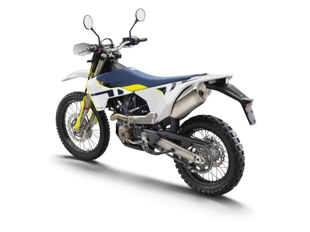 Nieuwe Husqvarna 701 Enduro enduro met cc motor uit 2025 bij NIWA Motoren