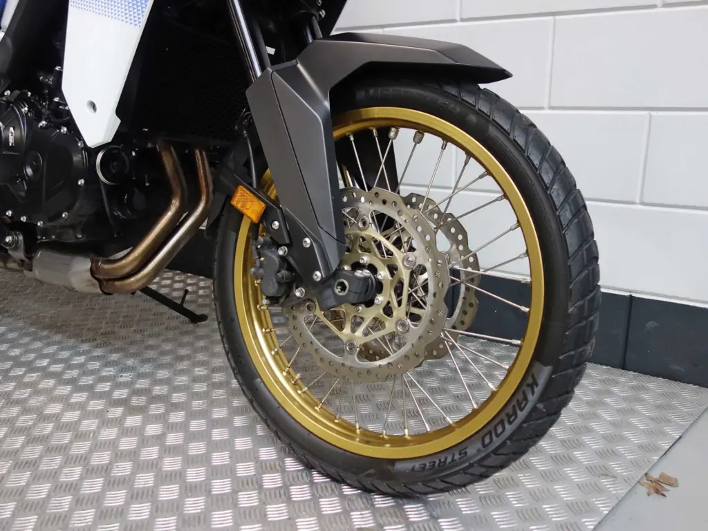 Gebruikte Honda XL 750 all-road met 755cc motor uit 2023 bij NIWA Motoren