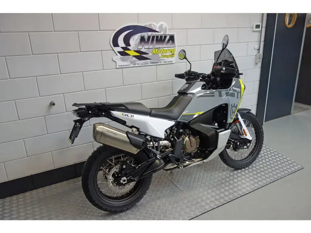 Nieuwe Husqvarna Norden 901 overig met 889cc motor uit 2026 bij NIWA Motoren