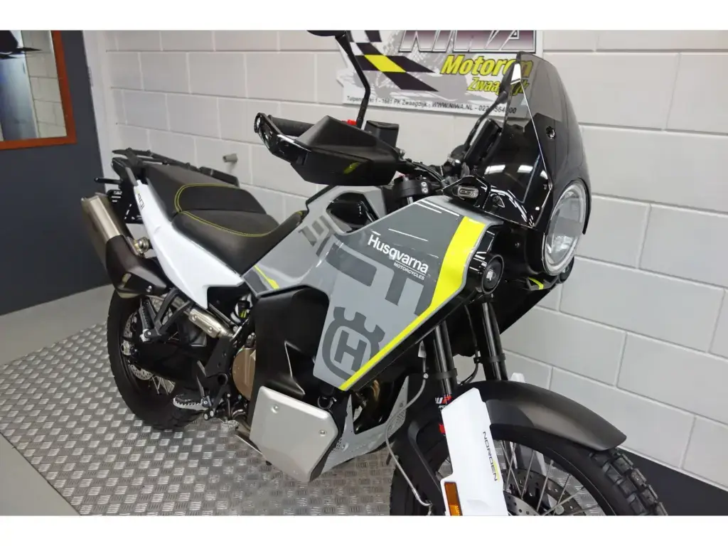 Nieuwe Husqvarna Norden 901 overig met 889cc motor uit 2026 bij NIWA Motoren