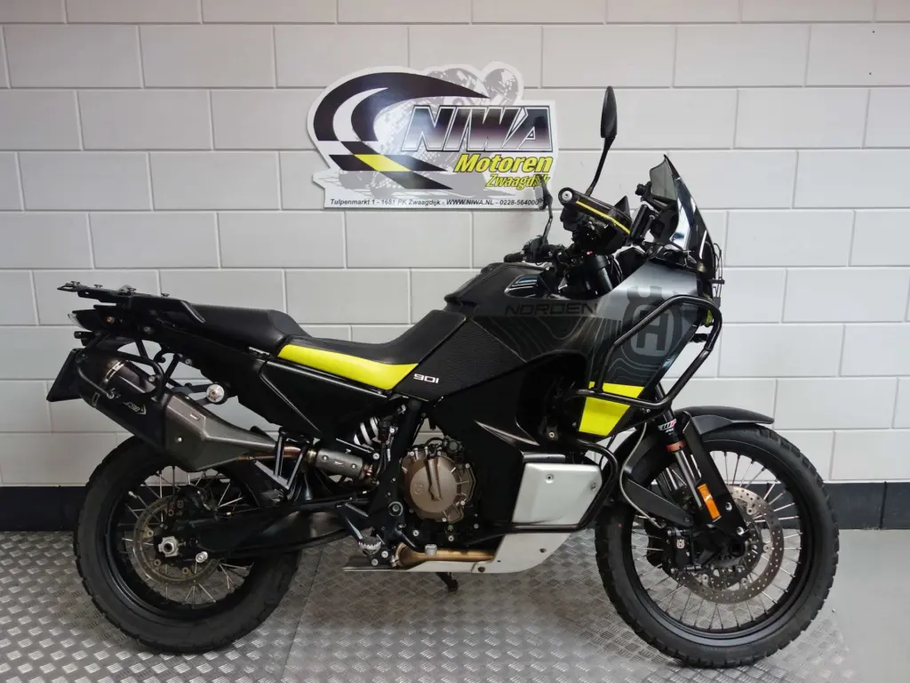 Gebruikte Husqvarna Norden 901 all-road met 889cc motor uit 2022 bij NIWA Motoren
