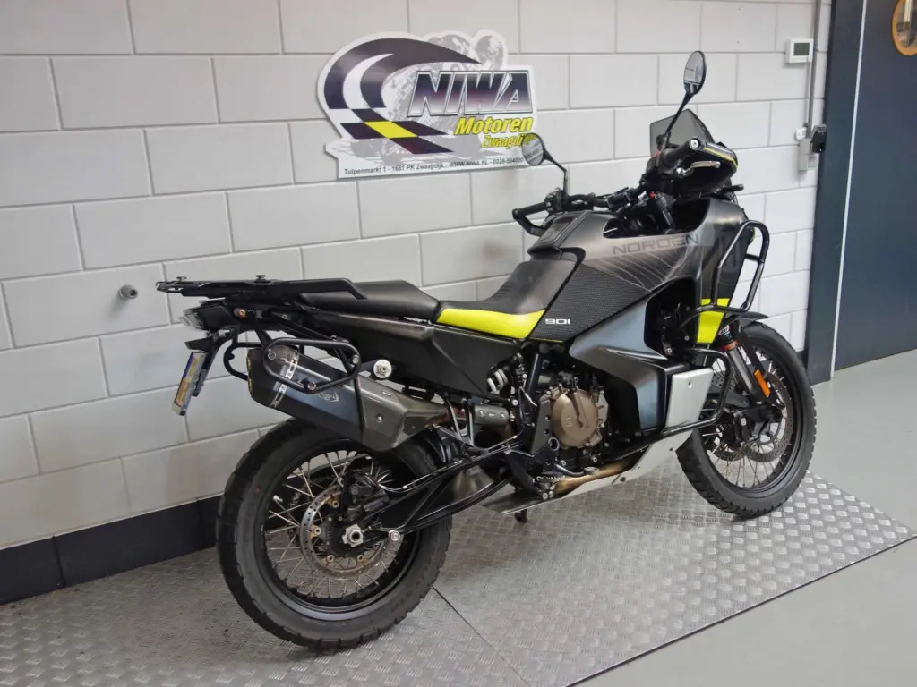 Gebruikte Husqvarna Norden 901 all-road met 889cc motor uit 2022 bij NIWA Motoren