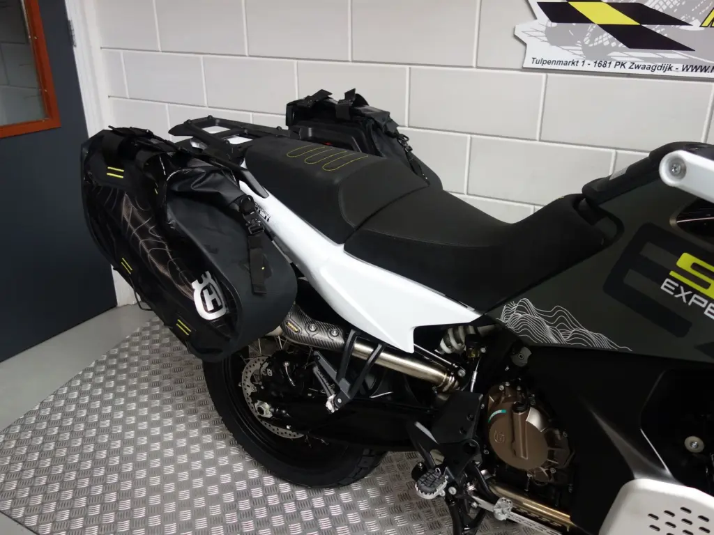Nieuwe Husqvarna Norden 901 all-road met 889cc motor uit 2025 bij NIWA Motoren