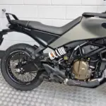 Nieuwe Husqvarna Svartpilen 401 naked bike met 373cc motor uit 2025 bij NIWA Motoren