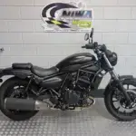 Nieuwe Kawasaki Eliminator 500 chopper met 451cc motor uit 2026 bij NIWA Motoren
