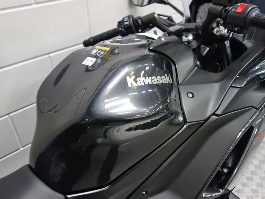 Nieuwe Kawasaki Ninja 650 sport met 649cc motor uit 2026 bij NIWA Motoren