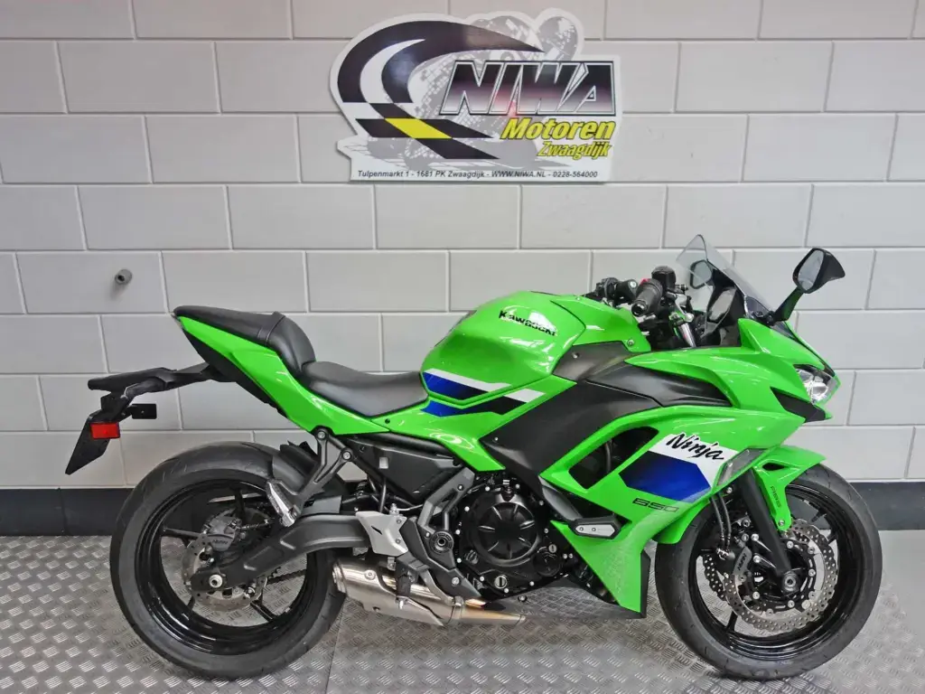 Gebruikte Kawasaki Ninja 650 sport met 649cc motor uit 2026 bij NIWA Motoren