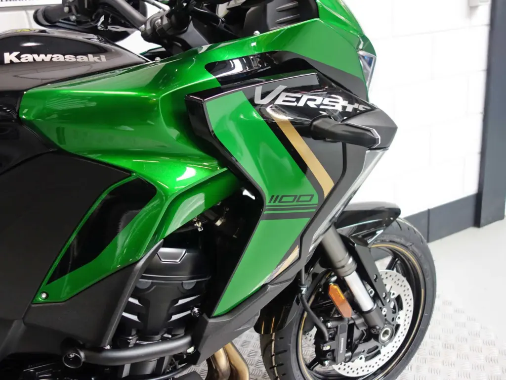 Gebruikte Kawasaki Versys 1100 tour met 1099cc motor uit 2026 bij NIWA Motoren