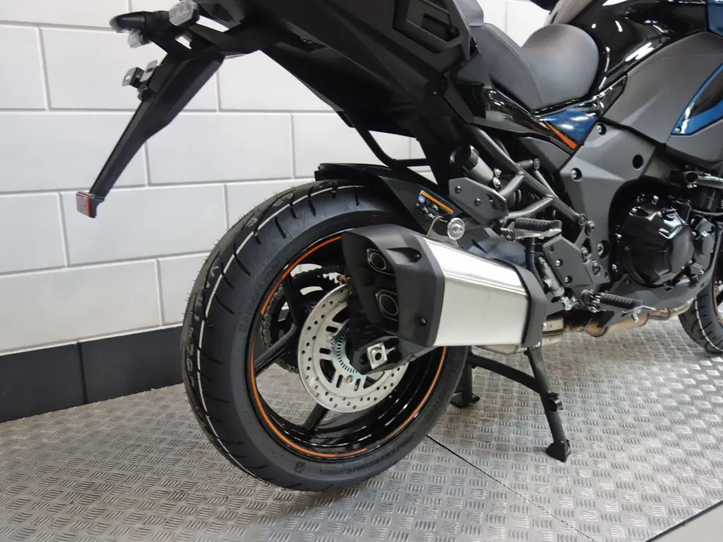 Nieuwe Kawasaki Versys 1100 tour met cc motor uit 2026 bij NIWA Motoren