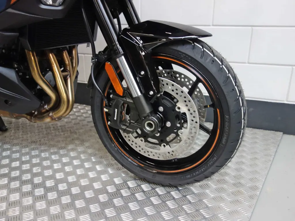 Nieuwe Kawasaki Versys 1100 tour met cc motor uit 2026 bij NIWA Motoren