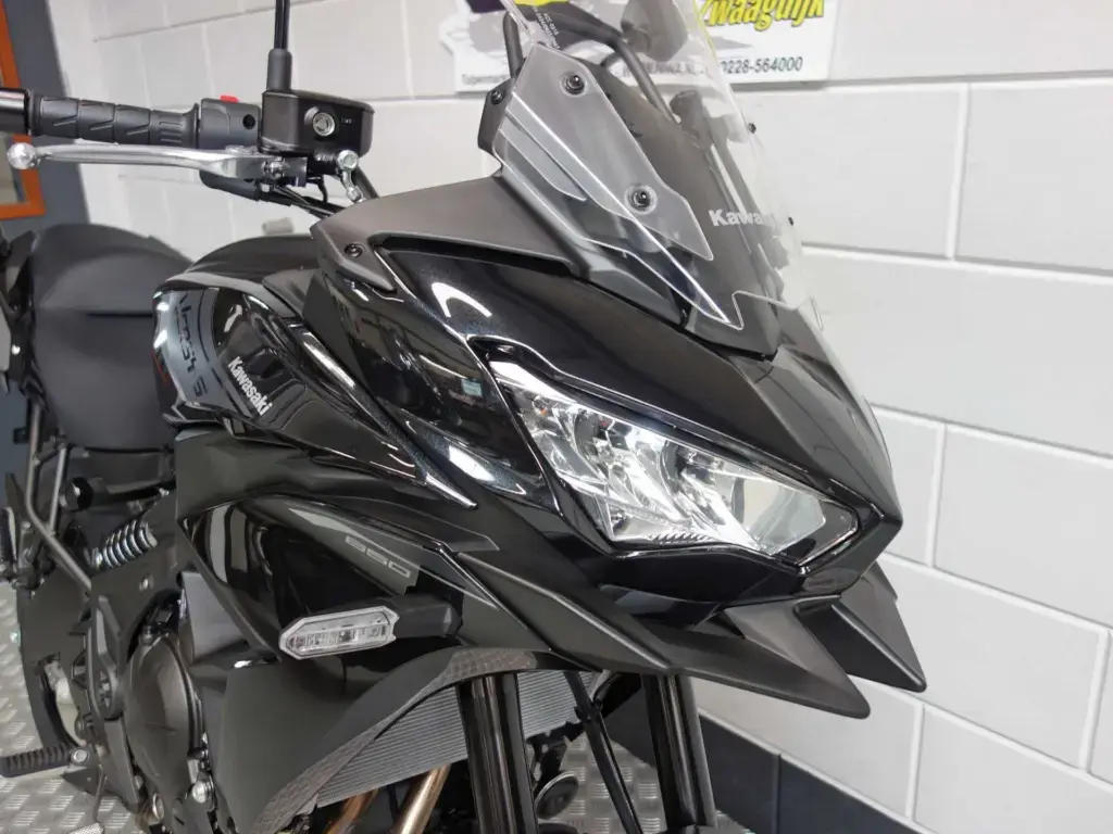 Nieuwe Kawasaki Versys 650 tour met cc motor uit 2026 bij NIWA Motoren