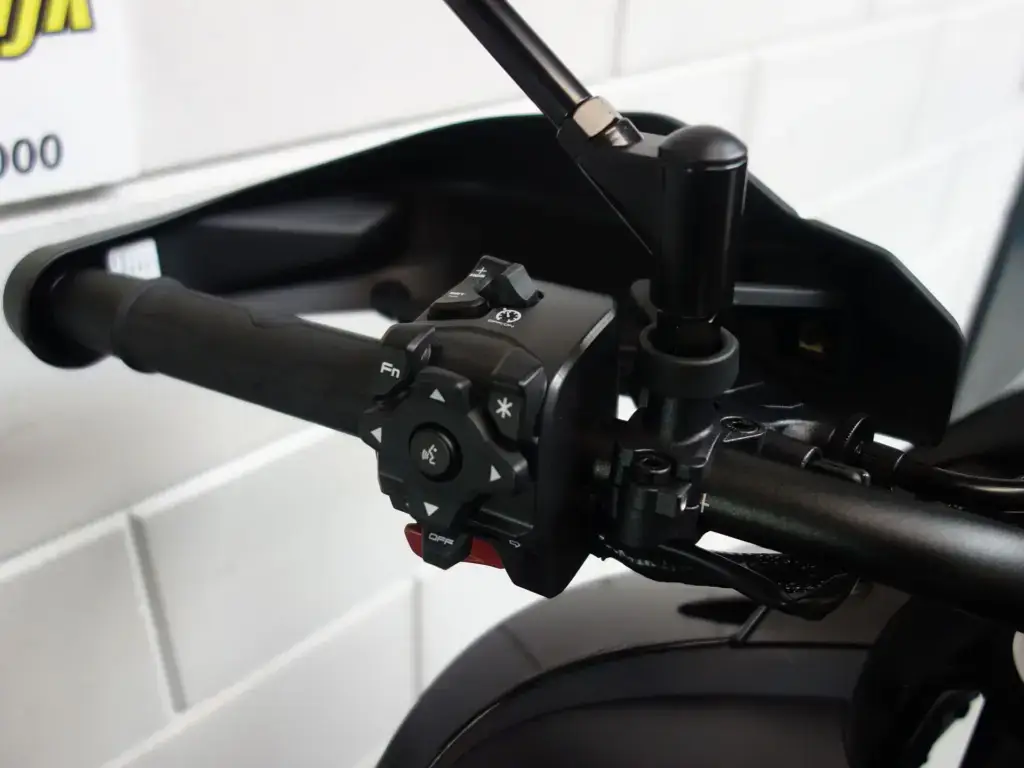 Nieuwe CFMOTO 800 MT tour met 799cc motor uit 2026 bij NIWA Motoren