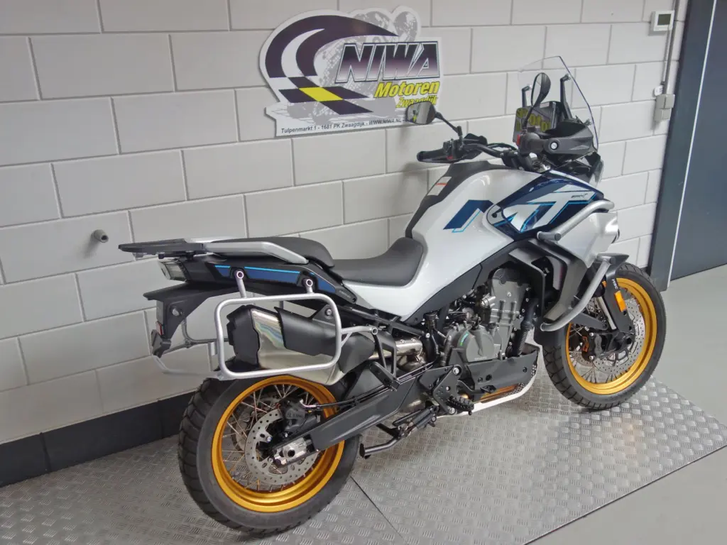 Nieuwe CFMOTO 800 MT overig met 799cc motor uit 2026 bij NIWA Motoren