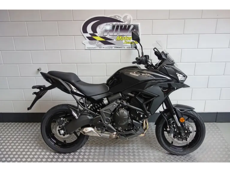 Nieuwe Kawasaki Versys 1100 tour met cc motor uit 2025 bij NIWA Motoren