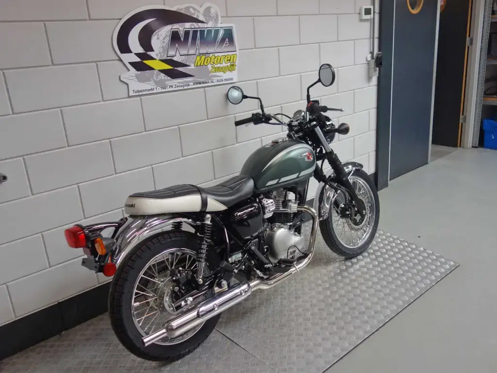 Nieuwe Kawasaki naked bike met 233cc motor uit 2026 bij NIWA Motoren