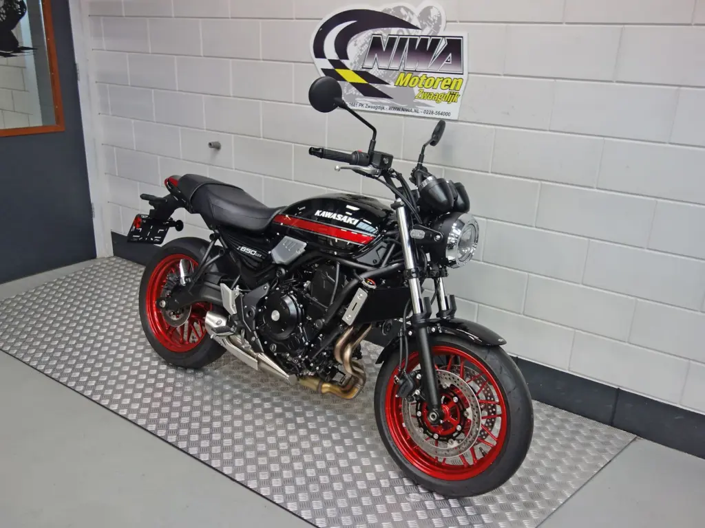 Nieuwe Kawasaki tour met 649cc motor uit 2026 bij NIWA Motoren