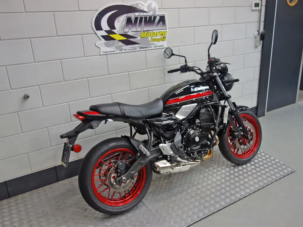 Nieuwe Kawasaki tour met 649cc motor uit 2026 bij NIWA Motoren