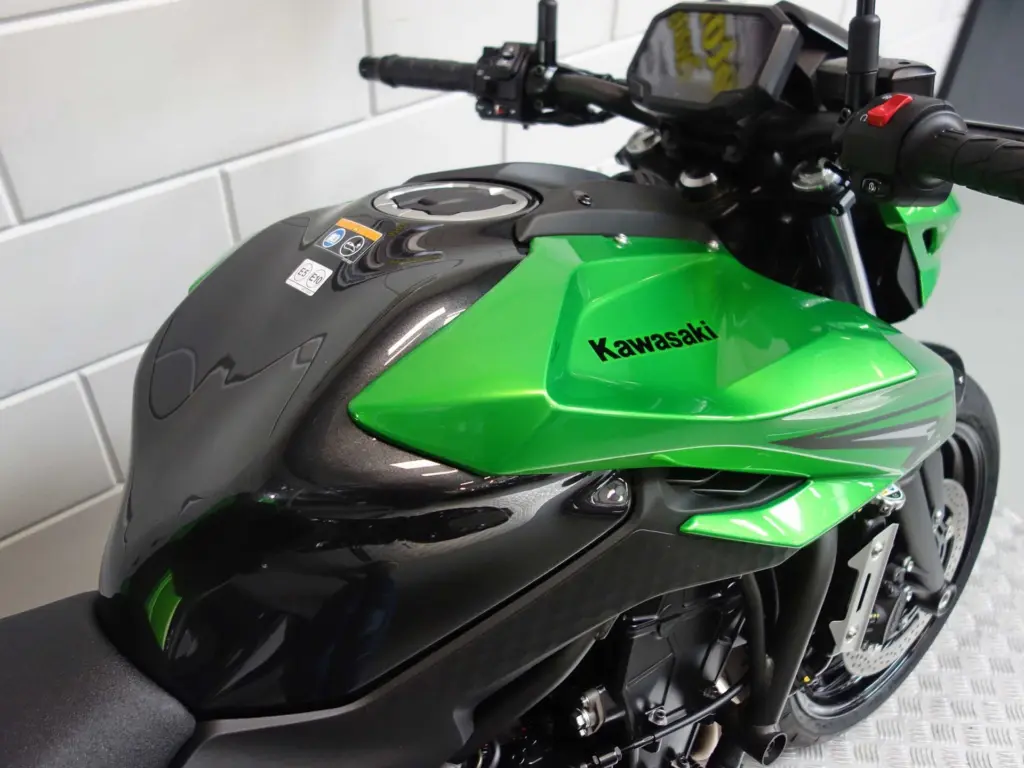 Nieuwe Kawasaki Z650 naked bike met 649cc motor uit 2026 bij NIWA Motoren