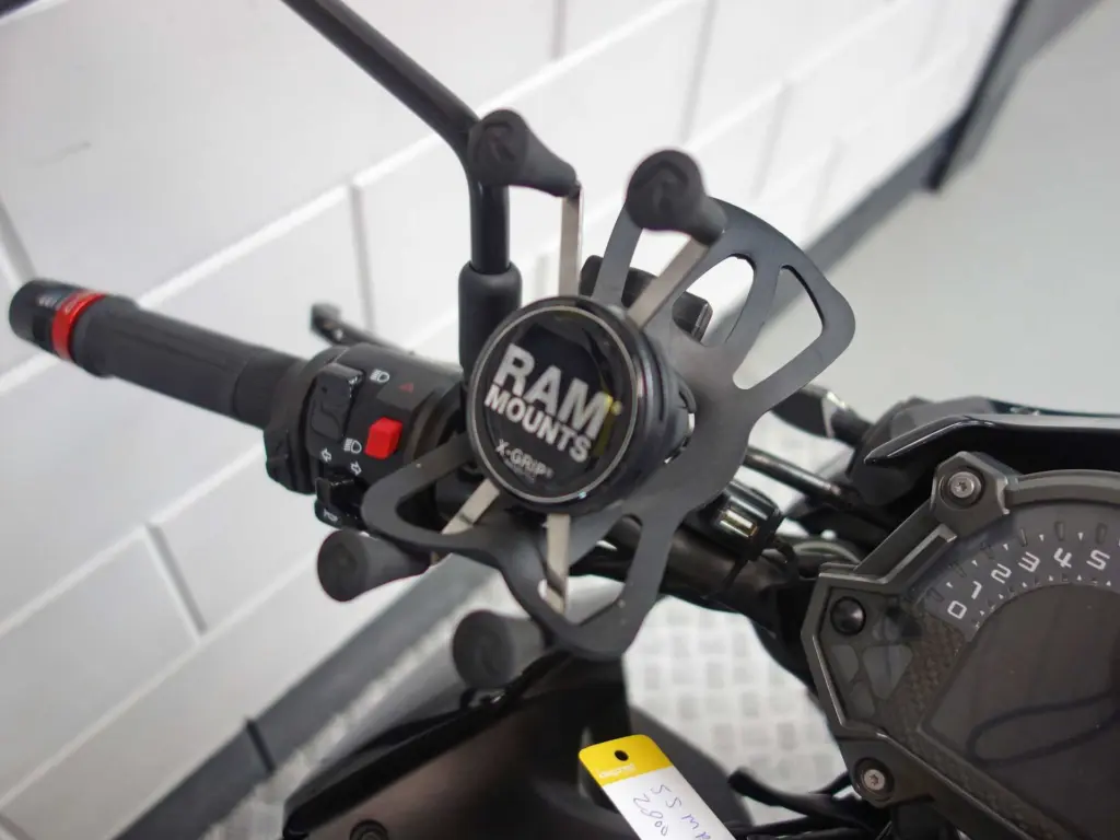 Gebruikte Kawasaki Z900 naked bike met 948cc motor uit 2018 bij NIWA Motoren