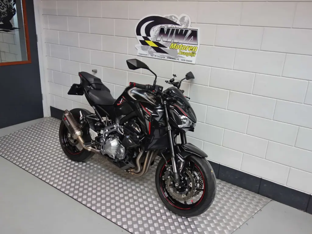 Gebruikte Kawasaki Z900 naked bike met 948cc motor uit 2018 bij NIWA Motoren