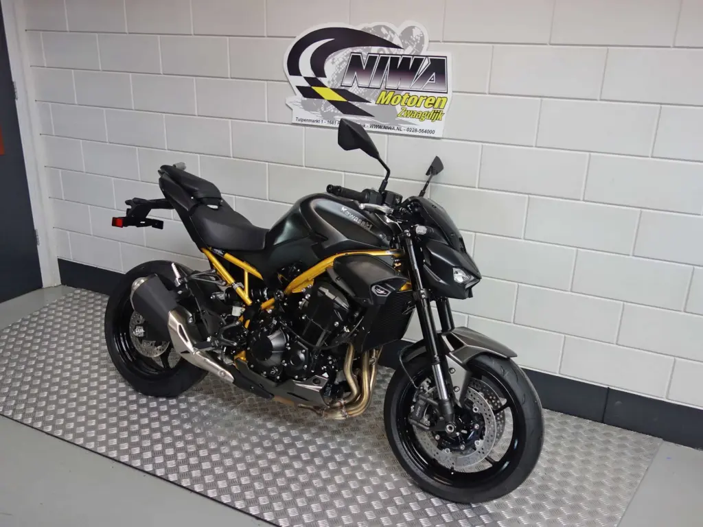 Nieuwe Kawasaki Z900 overig met cc motor uit 2026 bij NIWA Motoren