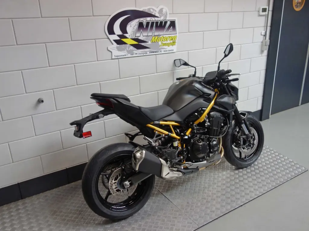 Nieuwe Kawasaki Z900 overig met cc motor uit 2026 bij NIWA Motoren