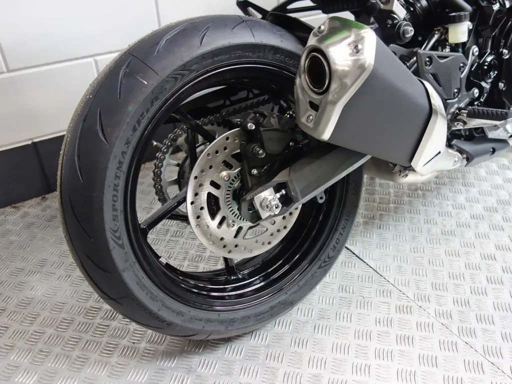 Nieuwe Kawasaki Z900 overig met 949cc motor uit 2026 bij NIWA Motoren