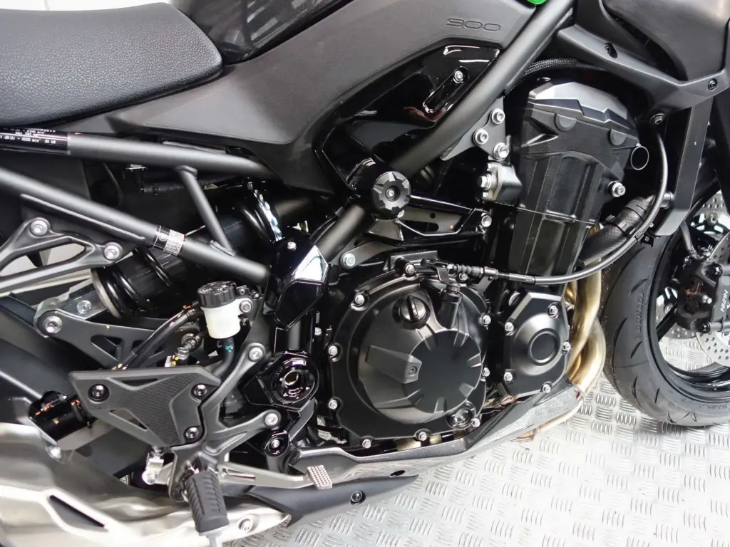 Nieuwe Kawasaki Z900 overig met 949cc motor uit 2026 bij NIWA Motoren