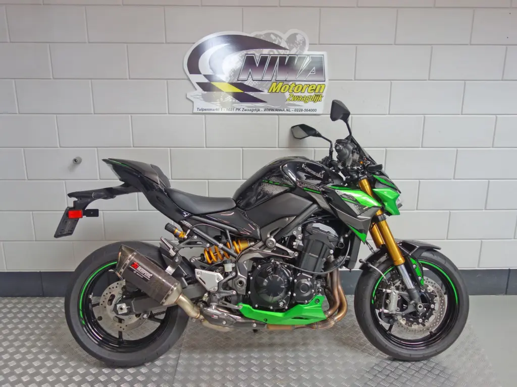 Gebruikte Kawasaki Z900 naked bike met 948cc motor uit 2024 bij NIWA Motoren
