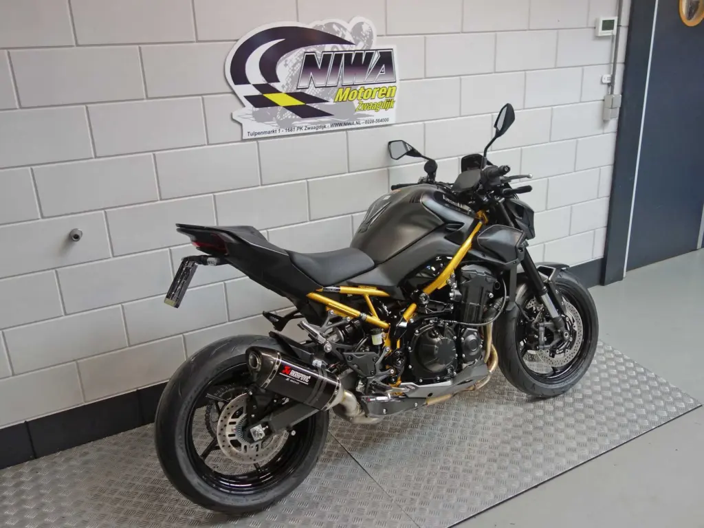 Nieuwe Kawasaki Z900 naked bike met 948cc motor uit 2026 bij NIWA Motoren
