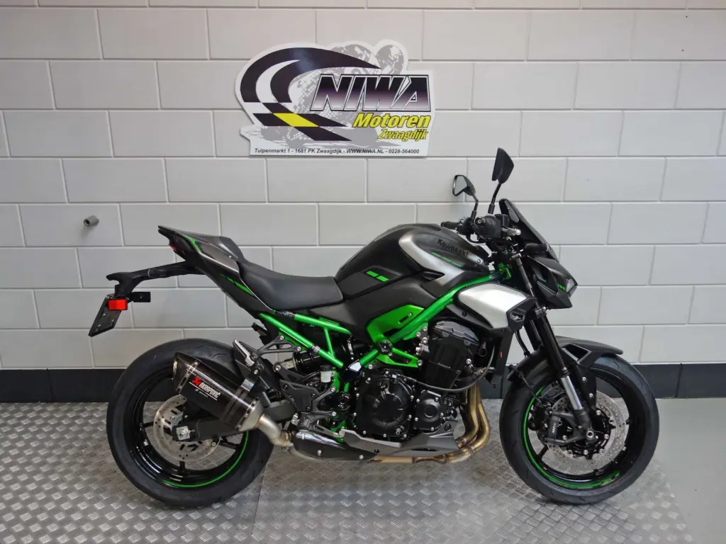 Nieuwe Kawasaki Z900 naked bike met 948cc motor uit 2026 bij NIWA Motoren