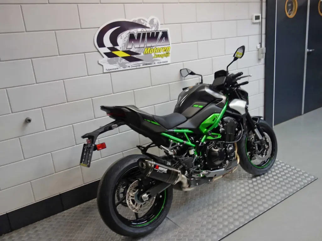 Nieuwe Kawasaki Z900 naked bike met 948cc motor uit 2026 bij NIWA Motoren