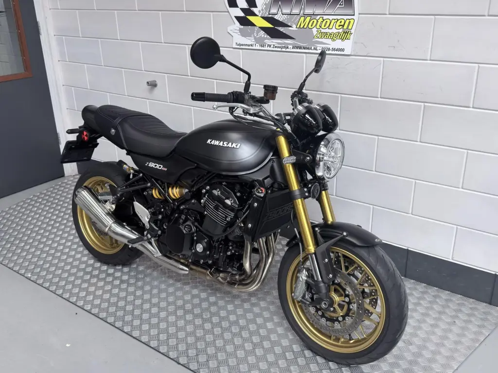 Gebruikte Kawasaki Z900RS naked bike met 948cc motor uit 2026 bij NIWA Motoren