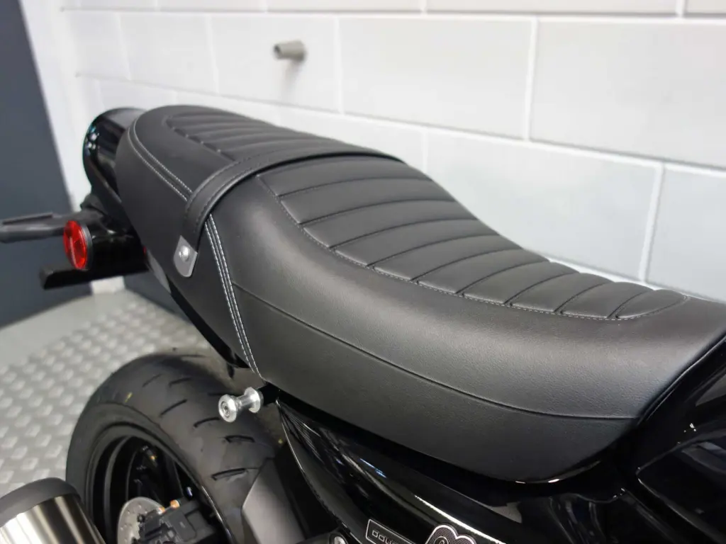 Nieuwe Kawasaki Z900RS naked bike met 948cc motor uit 2026 bij NIWA Motoren