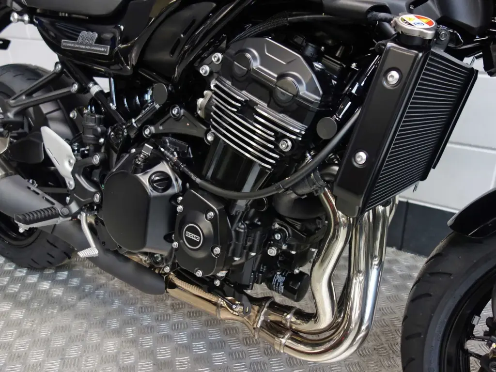 Nieuwe Kawasaki Z900RS naked bike met 948cc motor uit 2026 bij NIWA Motoren