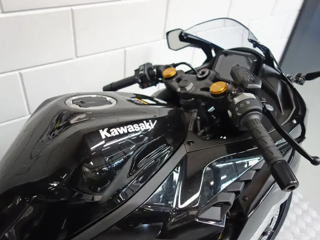 Nieuwe Kawasaki ZX-4 supersport met 399cc motor uit 2026 bij NIWA Motoren