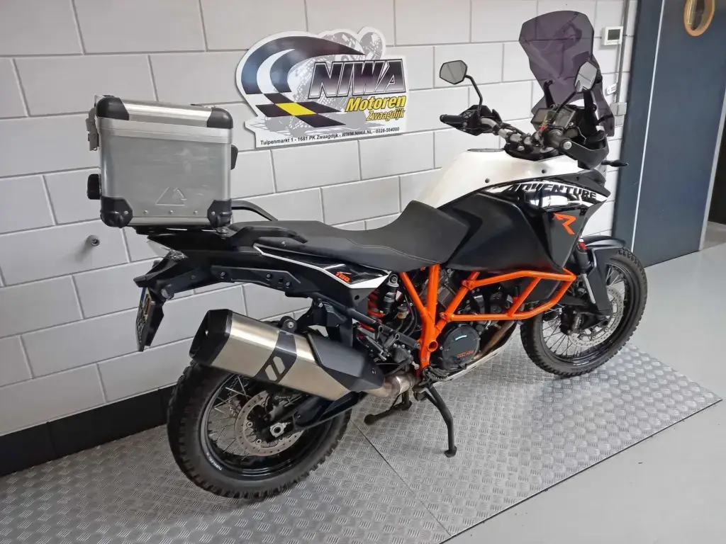 Gebruikte KTM 1190 all-road met 1195cc motor uit 2013 bij NIWA Motoren