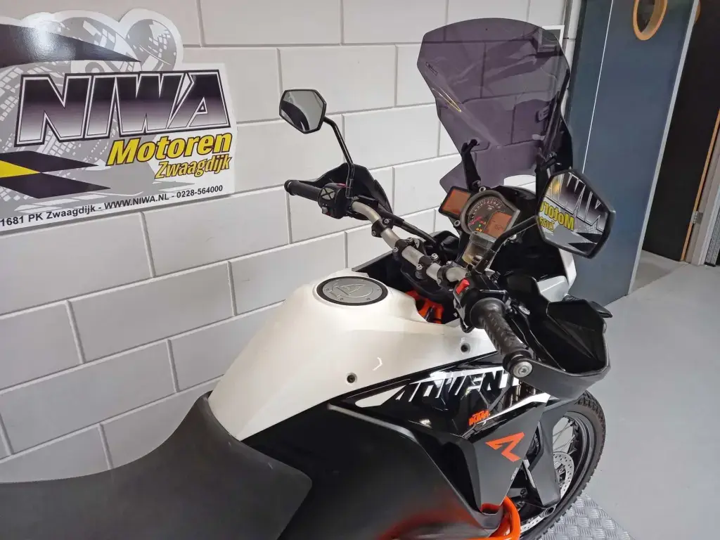 Gebruikte KTM 1190 all-road met 1195cc motor uit 2013 bij NIWA Motoren