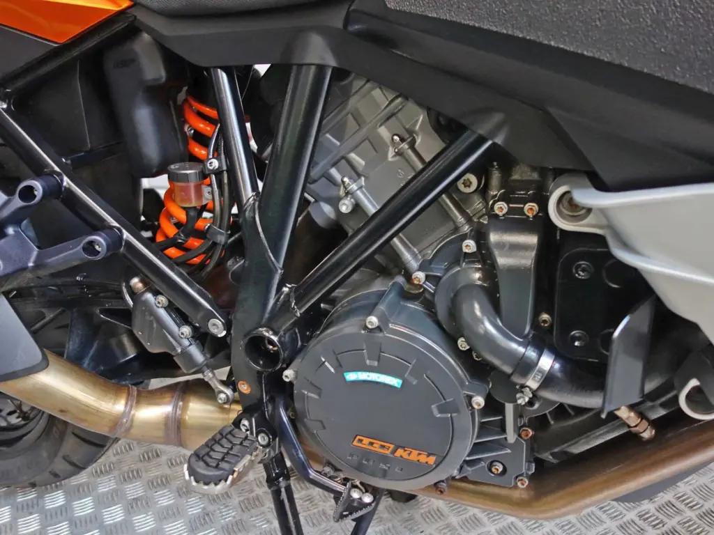 Gebruikte KTM 1190 tour met 1195cc motor uit 2013 bij NIWA Motoren
